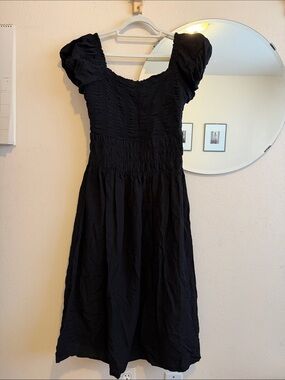 Classic Black Puff-Sleeve Midi Dress KOURT